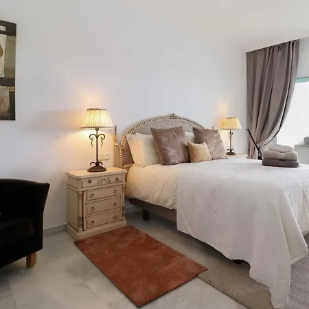 Bahia Real Apartment *